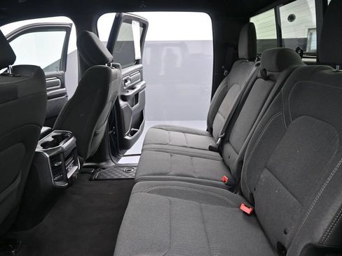 Used 2019 RAM 1500 Big Horn AWD/4WD image 16
