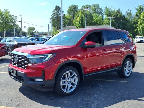 Used 2024 Honda Passport EX-L image 3