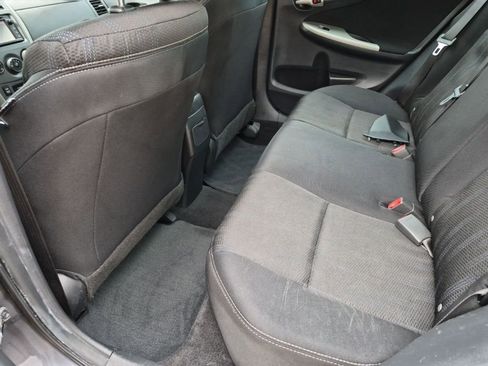 Used 2013 Toyota Corolla S image 20