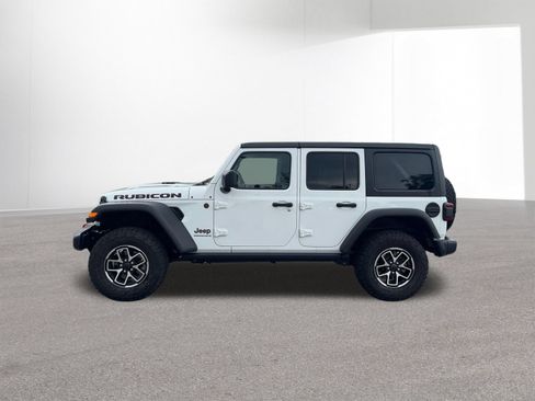 Used 2026 Jeep Wrangler Unlimited Rubicon AWD/4WD image 8
