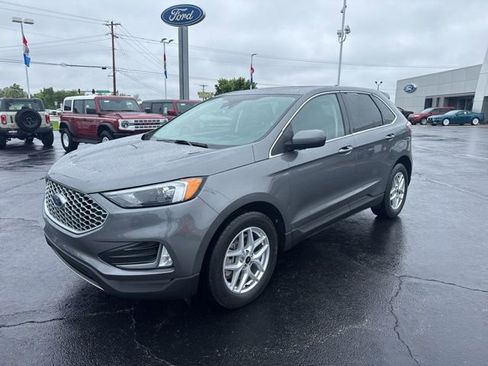 Used 2023 Ford Edge SEL w/ Convenience Package AWD/4WD image 2