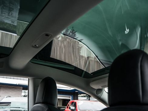 Used 2020 Tesla Model 3 Standard Range Plus RWD image 35
