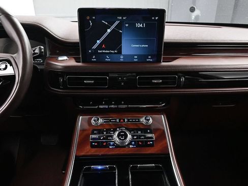 Used 2020 Lincoln Aviator Black Label w/ Dynamic Handling Package AWD/4WD image 29