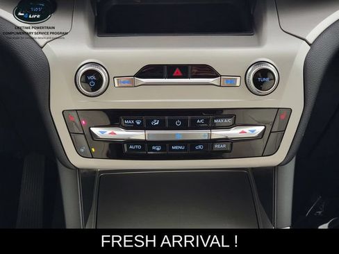 Certified 2023 Ford Explorer XLT w/ Equipment Group 202A AWD/4WD image 23