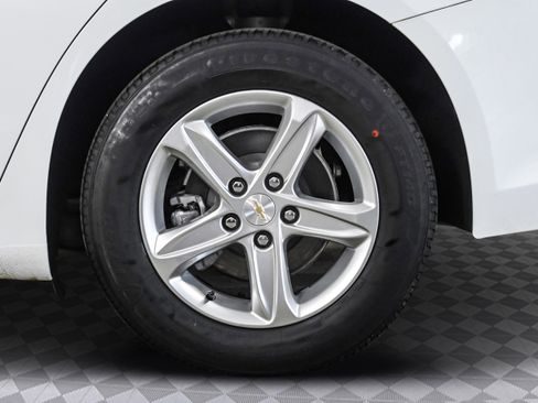 Used 2024 Chevrolet Malibu LS w/ Driver Confidence Package image 34