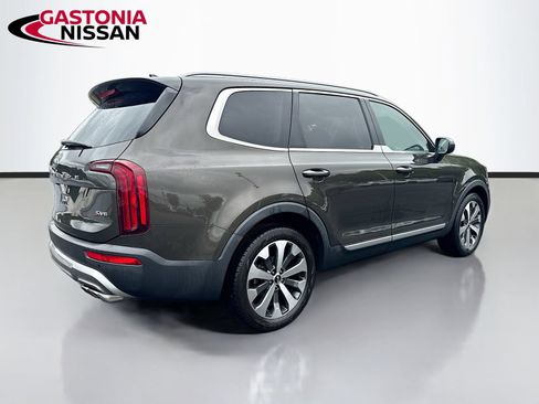 Used 2020 Kia Telluride S w/ S 8 Passenger Seating Package FWD image 9