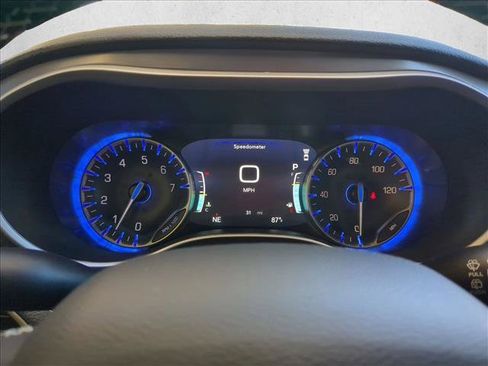 New 2026 Chrysler Pacifica Select AWD/4WD image 11