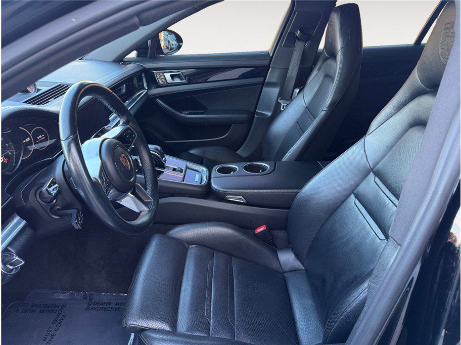 Used 2018 Porsche Panamera 4S AWD/4WD image 9
