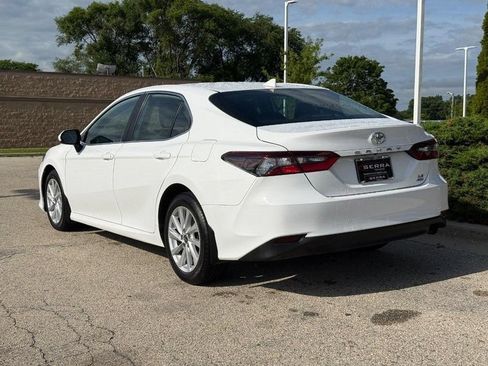Used 2022 Toyota Camry LE AWD/4WD image 5