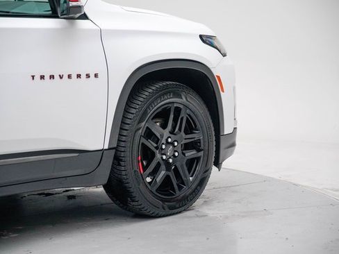 Used 2022 Chevrolet Traverse Premier w/ Redline Edition image 7