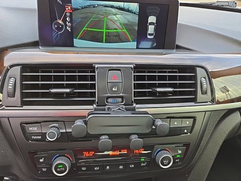 Used 2015 BMW 320i Sedan image 28