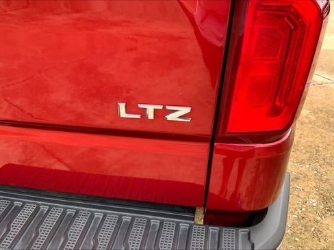 Certified 2023 Chevrolet Silverado 1500 LTZ w/ Technology Package AWD/4WD image 10