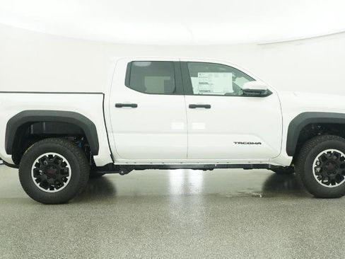 New 2026 Toyota Tacoma TRD Off-Road image 30