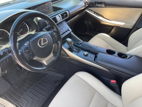 Used 2016 Lexus IS 200t w/ Navigation System Package RWD image 20