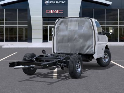 New 2025 GMC Savana 3500 w/ Power Convenience Package