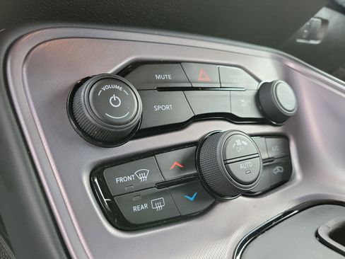 Used 2023 Dodge Challenger SXT w/ Blacktop Package image 23