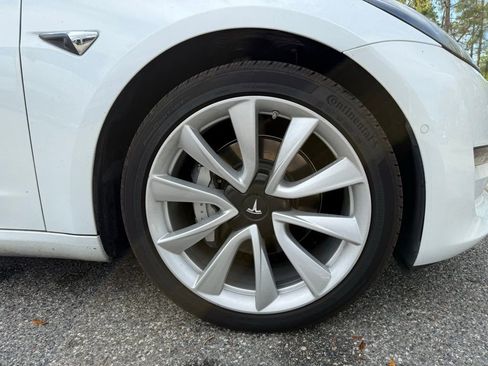 Used 2018 Tesla Model 3 Long Range image 7