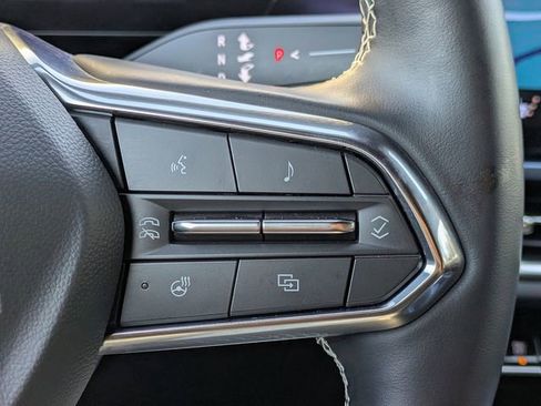 Used 2025 Chevrolet Equinox EV LT w/ Convenience Package image 25