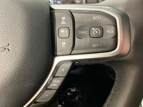 Used 2025 RAM 3500 Big Horn AWD/4WD image 28