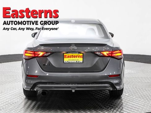 Used 2023 Nissan Sentra SR w/ Trunk Package image 6