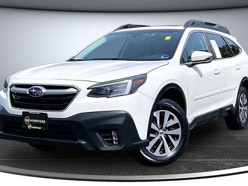 Used 2022 Subaru Outback Premium w/ Popular Package #1 AWD/4WD image 3