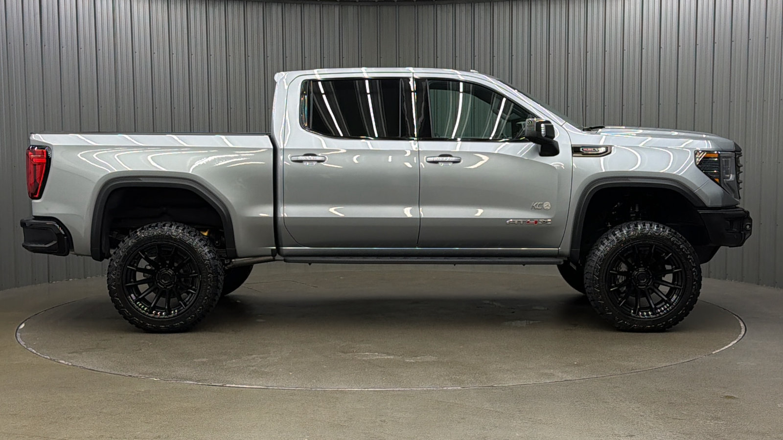 Used 2026 GMC Sierra 1500 AT4X AWD/4WD image 6