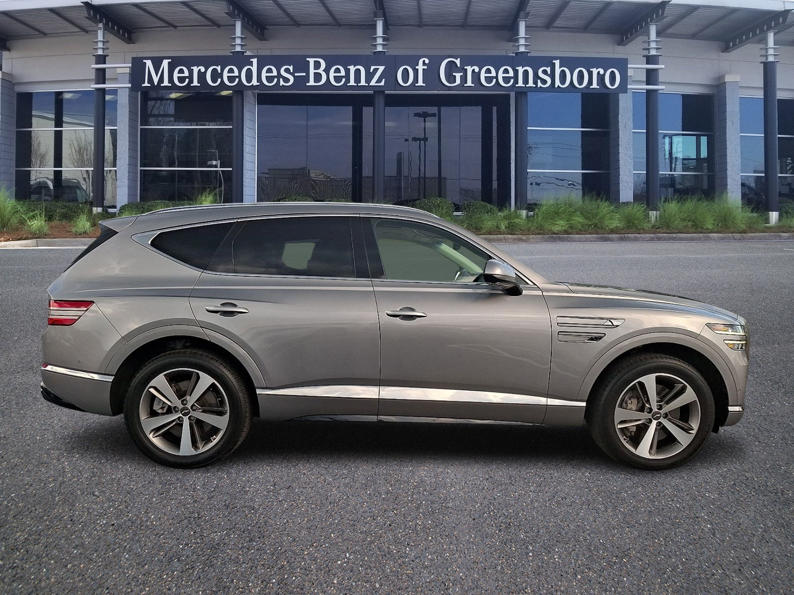 Used 2023 Genesis GV80 3.5T w/ Advanced Package AWD/4WD image 7