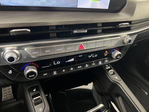 Used 2023 Kia Telluride SX X-Line AWD/4WD image 33