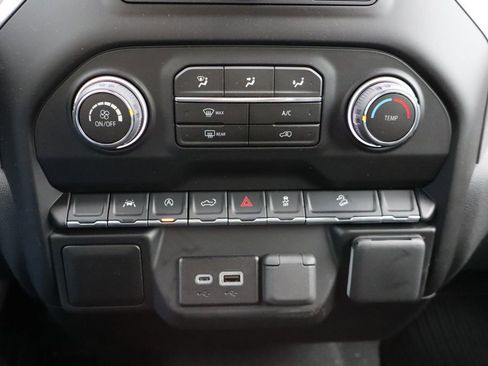 New 2026 Chevrolet Silverado 1500 Custom Trail Boss AWD/4WD image 19