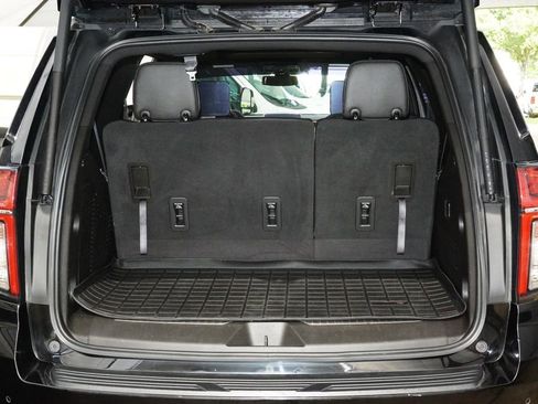 Used 2021 Chevrolet Tahoe Z71 w/ Rear Media and Nav Package AWD/4WD image 33