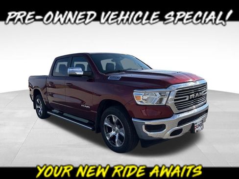 Used 2024 RAM 1500 Laramie AWD/4WD image 1