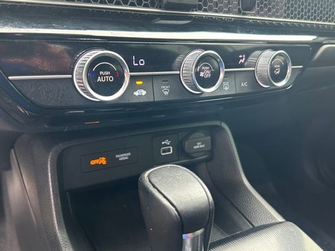 Used 2023 Honda Civic Sport image 36