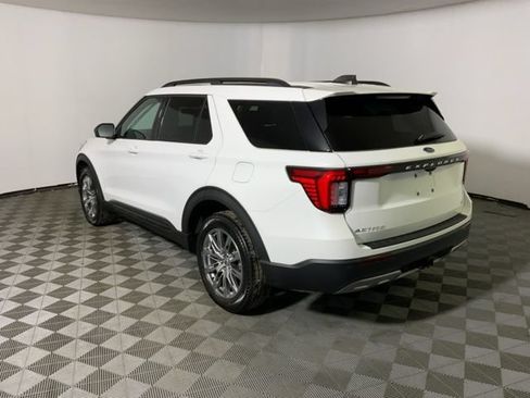 New 2026 Ford Explorer Active w/ Active Comfort Package AWD/4WD image 10