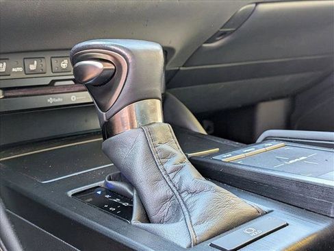 Used 2022 Lexus ES 350 w/ Premium Package image 13