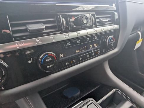 New 2026 Nissan Pathfinder SL AWD/4WD image 22