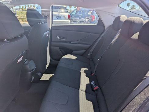 New 2026 Hyundai Elantra SE FWD image 29