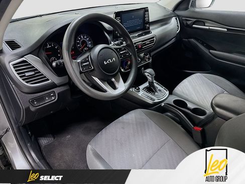 Used 2023 Kia Seltos LX AWD/4WD image 12