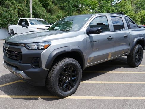 New 2025 Chevrolet Colorado Trail Boss w/ Midnight Edition image 4