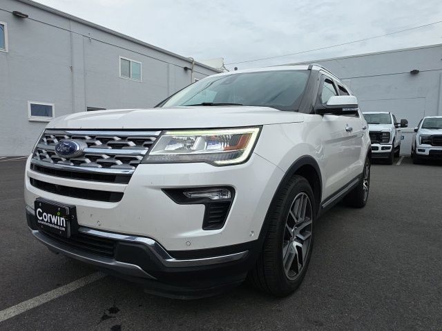 Used 2018 Ford Explorer Limited w/ Equipment Group 301A AWD/4WD image 7