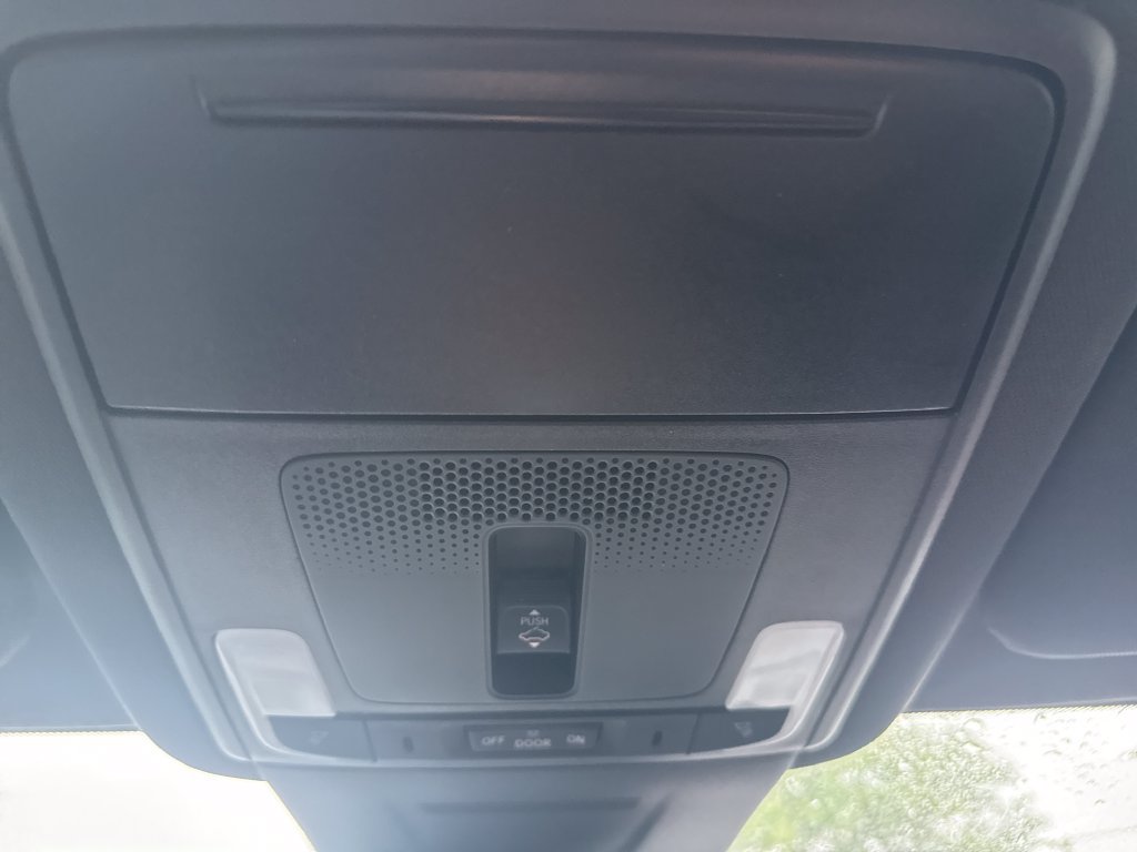 Used 2025 Honda CR-V Sport image 35