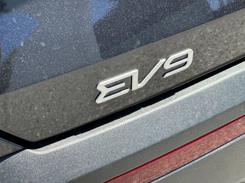 New 2026 Kia EV9 Light RWD image 27