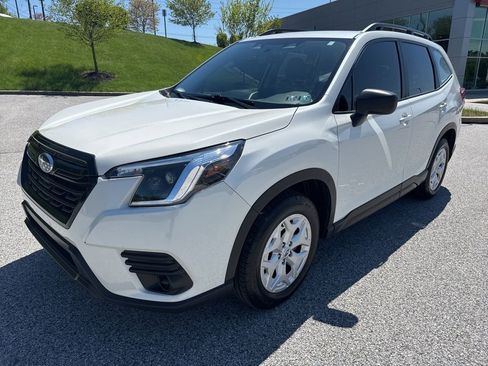Used 2023 Subaru Forester AWD/4WD image 7