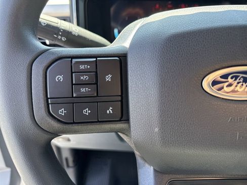 New 2026 Ford F350 XLT w/ XLT Premium Package AWD/4WD image 24