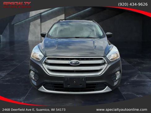 Used 2017 Ford Escape SE AWD/4WD image 4