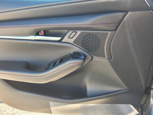 New 2026 MAZDA MAZDA3 Carbon image 19