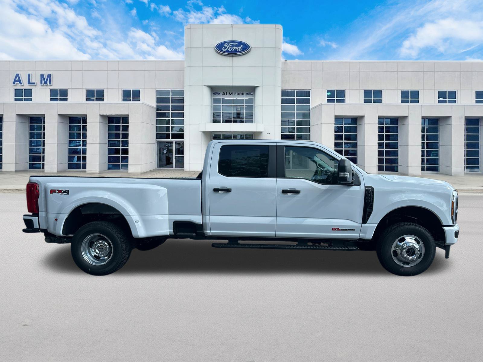 New 2027 Ford F350 XL w/ STX Appearance Package AWD/4WD image 5