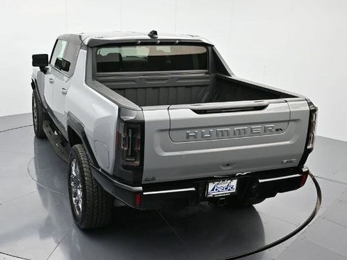 New 2025 GMC Hummer EV 3X image 34