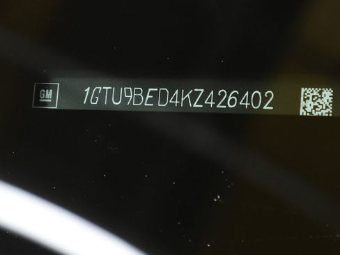 Used 2019 GMC Sierra 1500 SLE w/ SLE Value Package image 33