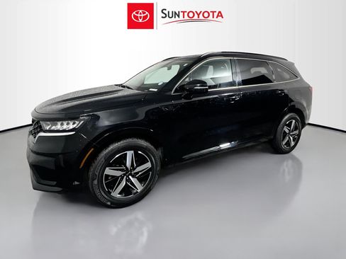 Used 2021 Kia Sorento S w/ Panoramic Sunroof Package FWD image 9
