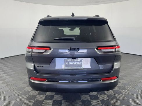 New 2024 Jeep Grand Cherokee L Altitude image 4